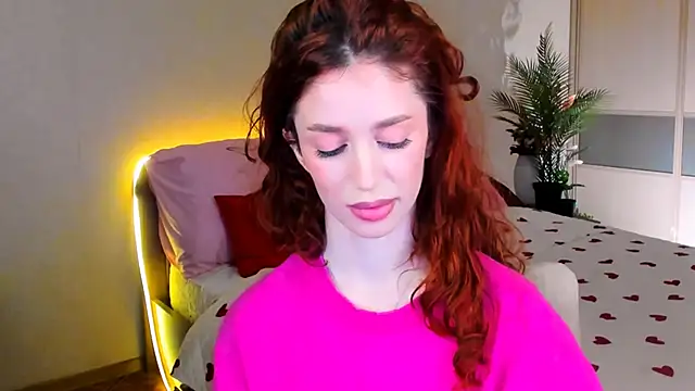 ChristinaConteeree webcam