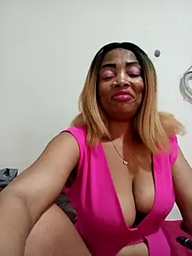SEXYMOANSXX webcam