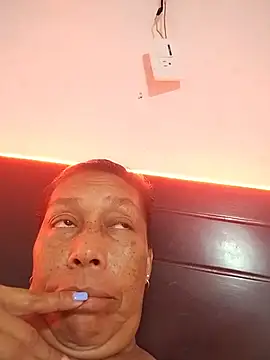Ruby-Hot-Milf webcam