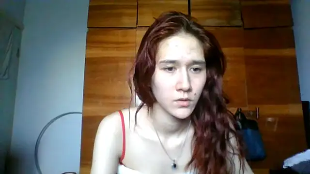 NickiKisinger webcam