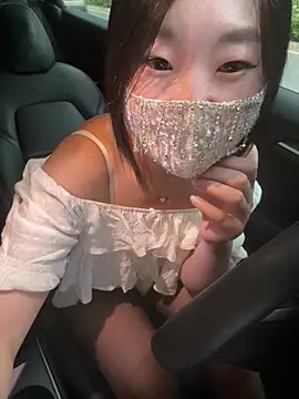 shaovu (F young) - 全裸直播3分钟