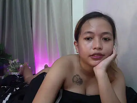Devine_goddessx live sex cam