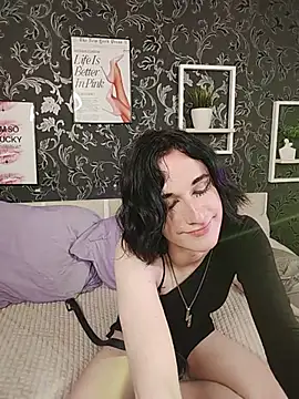 MickeQuinee webcam