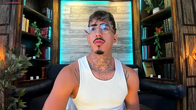 Donovan_Desmond webcam