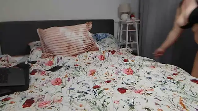 miss_Lia13 webcam
