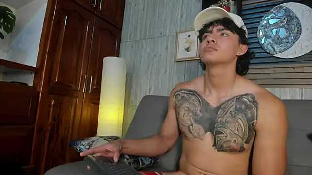 elliot_colton webcam