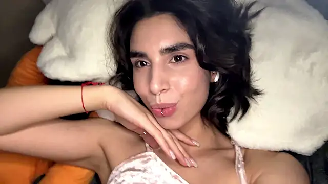 JessiaRuezga webcam