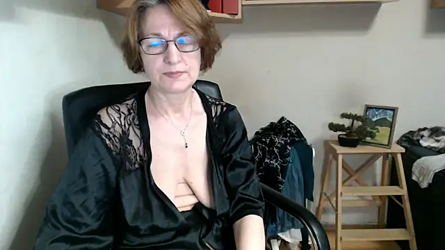 katemodel webcam