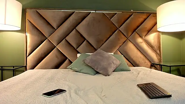 Rache_Roth webcam