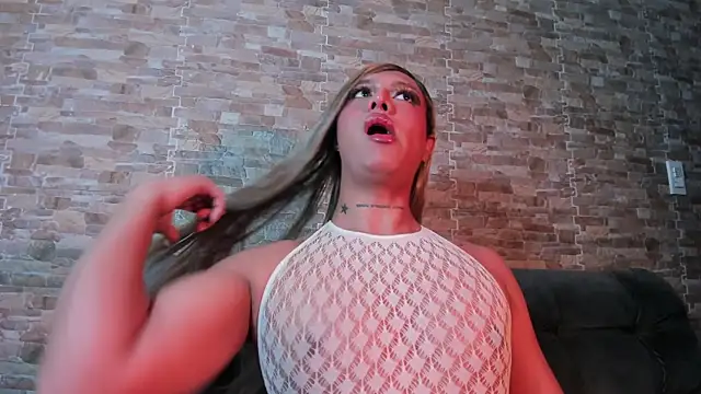 Dreams_Chloe webcam