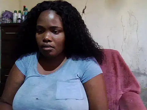 sexybigboobz webcam