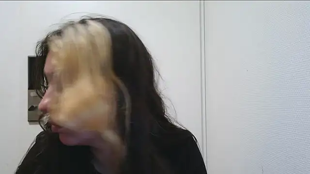 Blvckweed live cam on StripChat