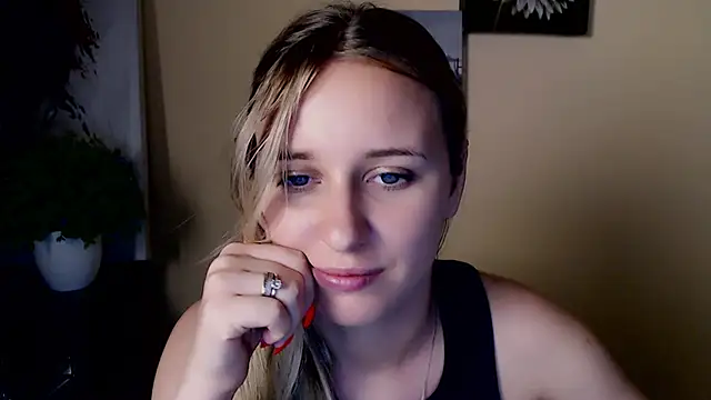 _Nicole_new webcam