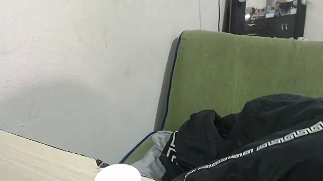 skinny_sweet2411 webcam