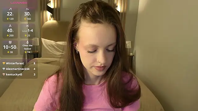 SallyPinkman live cam on StripChat