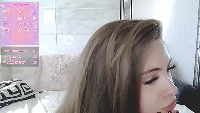 KarolinaLiss live cam on StripChat