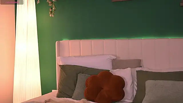 AmbersFlame live cam on StripChat
