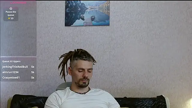 Aestheticguy101 webcam