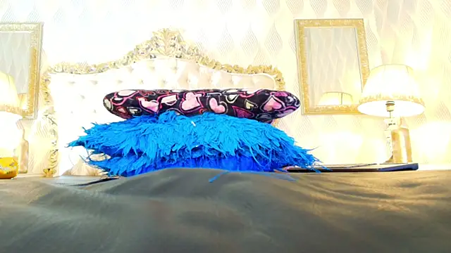 alexa_cruz__ webcam