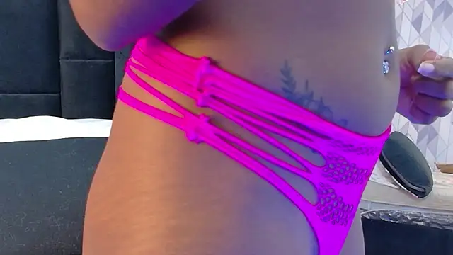 EbonyCoWorker webcam
