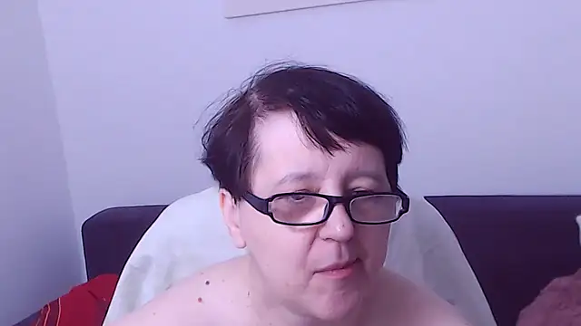 ChristaRose live cam on StripChat