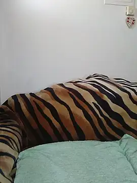simoneonly4u webcam