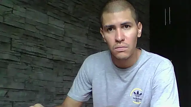 Sexylatin64 webcam