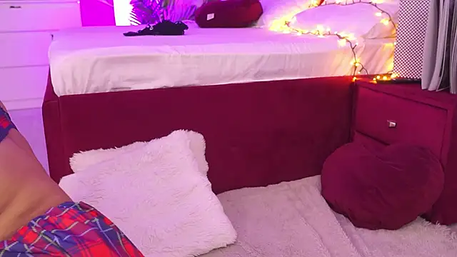 Kira_Krush webcam