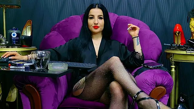 VivianReeve webcam