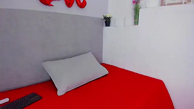 Lucy-23 webcam