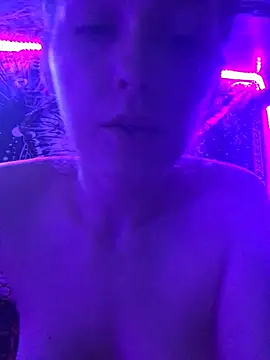 Lilactease webcam
