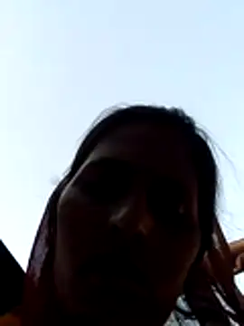 Bhavna8080 webcam