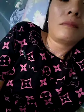 Baby-loveass69 webcam