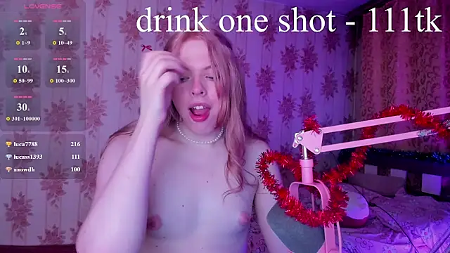 Cutie_Bambi webcam