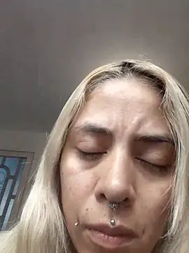 sofigirlgold webcam