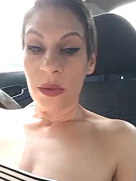 KittyDesiree webcam