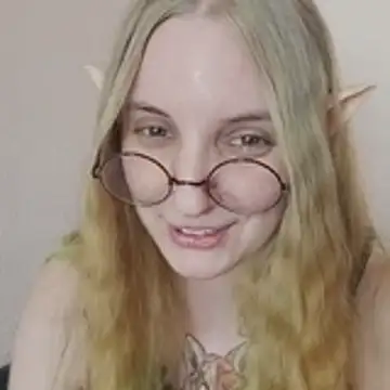 Elfie_Agatha webcam