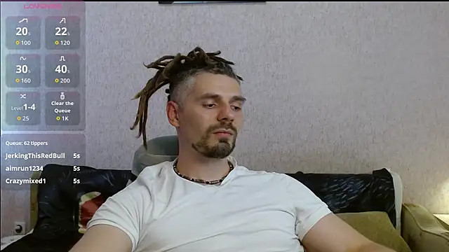 Aestheticguy101 webcam