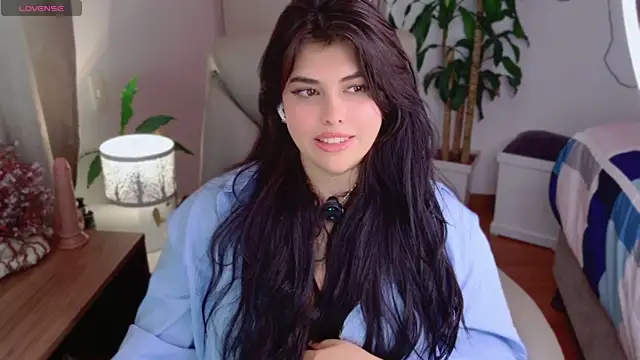 Nannicutee webcam