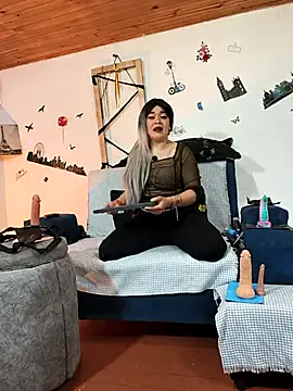 keila_j live cam on StripChat