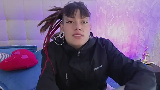 _sharlotte777 webcam
