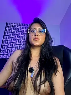 Amber_gold_ webcam