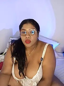 paola091 live cam