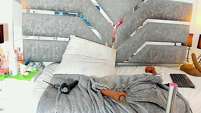 Slut_Milf_ webcam