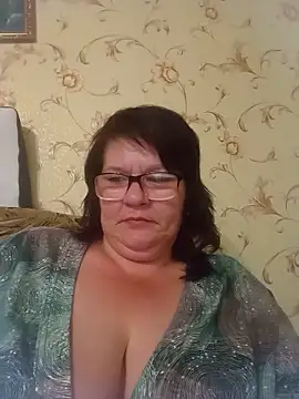 NysiOlsen live cam on StripChat