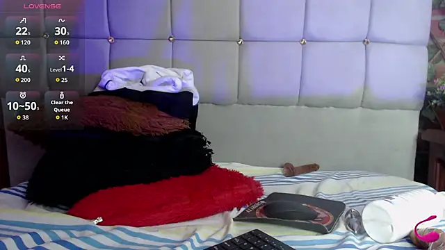 charlotte_brawn webcam