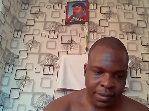 Chumba_001 live cam on StripChat
