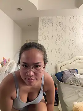 Ponthip webcam