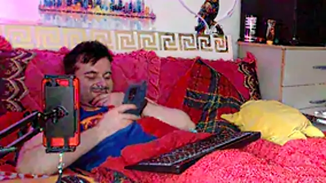KingOfSinRO69 webcam
