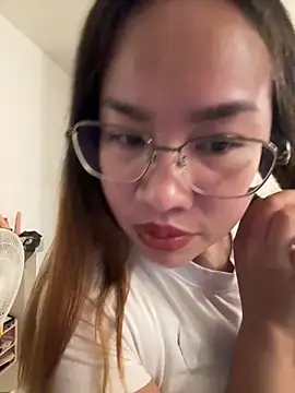 Ponthip webcam